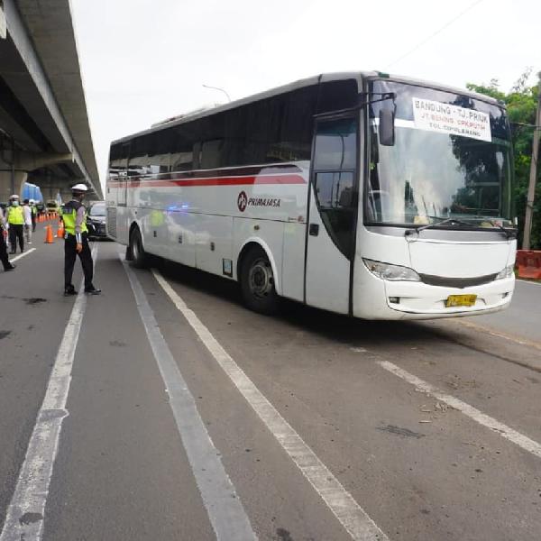 Pengendalian Transportasi di Jalan Tol Selama Mudik Idul Fitri 1441H