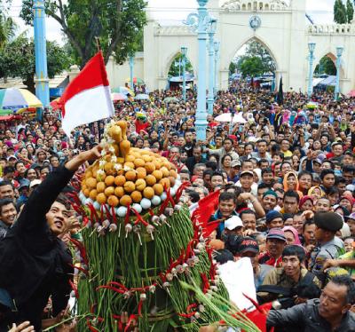 Grebeg Mulud 2016 - Keraton Surakarta - Wisata Solo