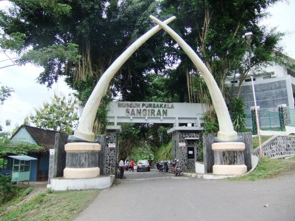 Museum Purbakala Sangiran Sragen - Wisata Murah Jateng