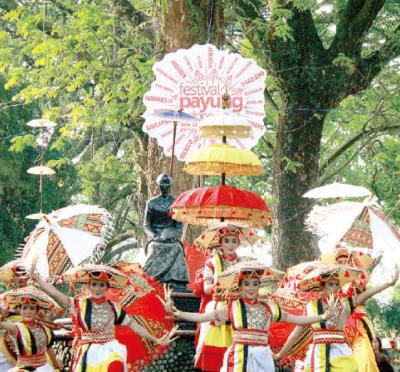 Festival Payung Indonesia 2017